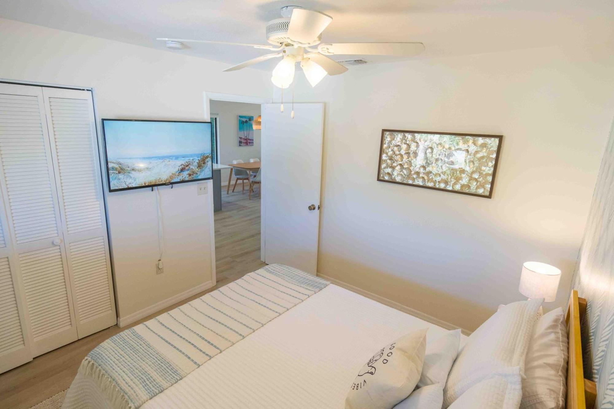 Private Tropical Beach Oasis - Coral Cape Canaveral Exterior photo